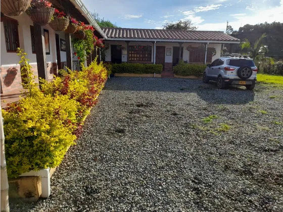 Finca En Venta En El Municipio De Marinilla Antioquia