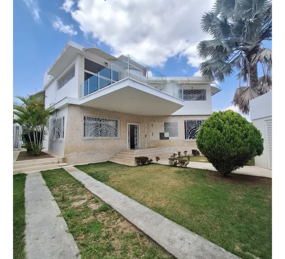 Alquiler De Casa En Prados Del Este