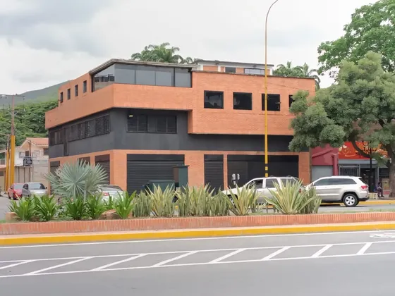  Local Comercial De Esquina En Av  Bolivar Norte De Valencia Carabobo