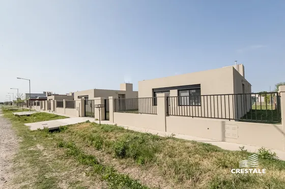Venta Casa 2 Dormitorios Funes