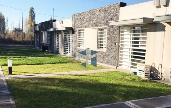 Complejo Casas De La Falda A Estrenar, En Cipolletti