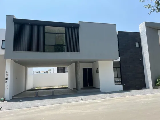 Casa En Venta En Altares Residencial En Santiago