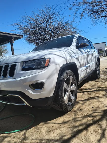 Jeep Grand Cherokee 5.7 Limited Lujo 4x4 At