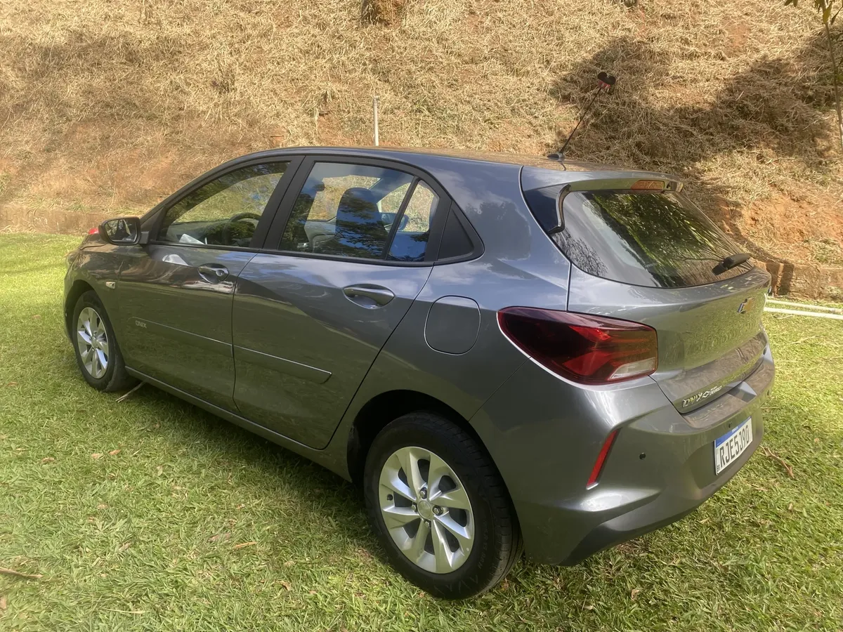 Chevrolet Onix 2023 1.0 Lt Turbo Aut. 5p — foto 4