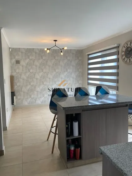 Mejor Propiedad. 4d 3b Estac. Casa En Condominio