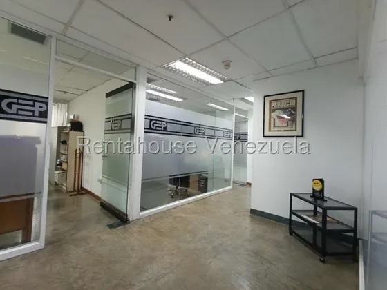 Ab. Oficina En Alquiler En El Recreo Msl #25-22081