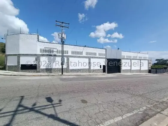 En Venta Galpon Ubicado En Un Centro Logistico, Inm 25-17177, En Excelentes Condiciones De Mantenimiento. Ideal Para Montar Su Negocio. En La Mejor Zona Comercial. San Diego