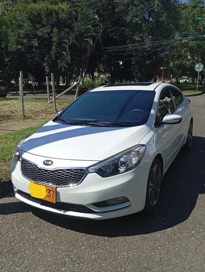 Kia Cerato Pro 1.6l Summa