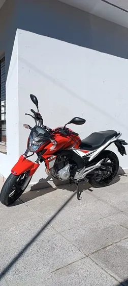 Honda Twister 250 En Excelente Estado Como Nueva.