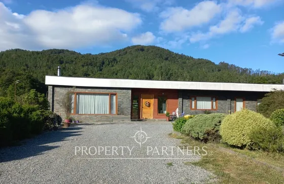 Hermosa Parcela Con Casa Y Cabaña En Camino Princi...