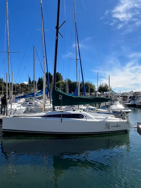 Velero Mastracchio 24.5