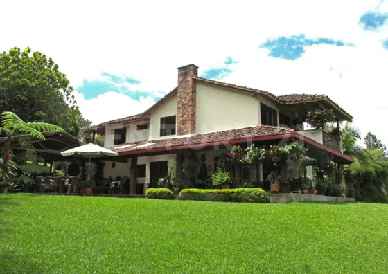 Venta Casa Finca El Retiro, Sector De Carabanchel