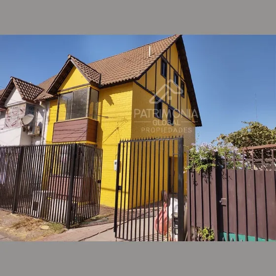 Casa En Arriendo De 5 Dorm. En Maipú