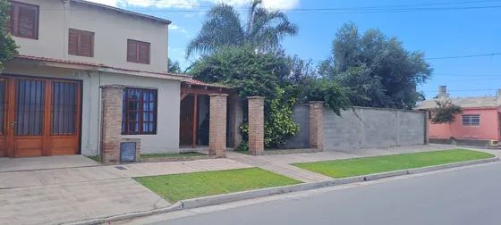 Casa En Venta - Cerro Norte