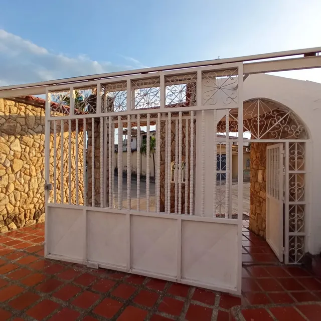 Hermosa Casa En Venta En Brisas De Cua Edo Miranda