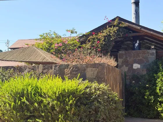 Linda Casa A Pasos De Playa Las Cujas - Cachagua