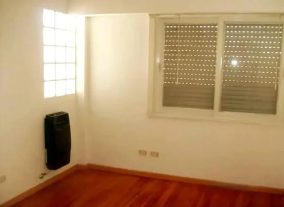 Departamento En Venta - 2 Dormitorios 1 Baño - 75mts2 - Ramos Mejía