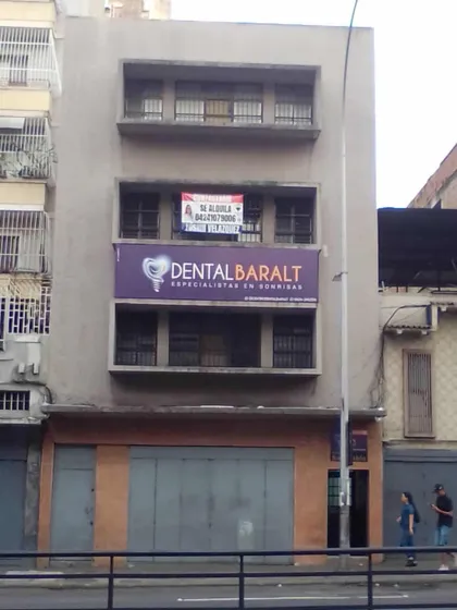 Venta De Edificio En La Avenida Baralt