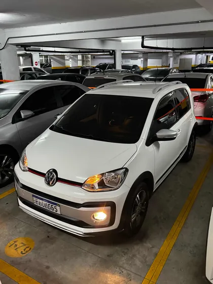 Volkswagen Cross Up 1.0 170 Tsi 5p