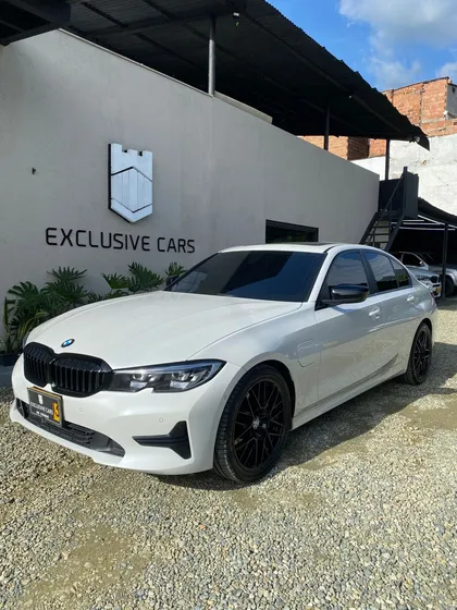 Bmw 330e 2.0 330e Iperformance Premium