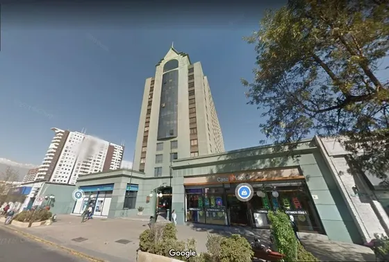 En Venta Metro Ñuñoa. Oficina Con Estacionamiento