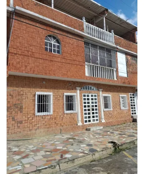 Edificio Comercial En Venta Puerto Cabello Urbanización La Sorpresa