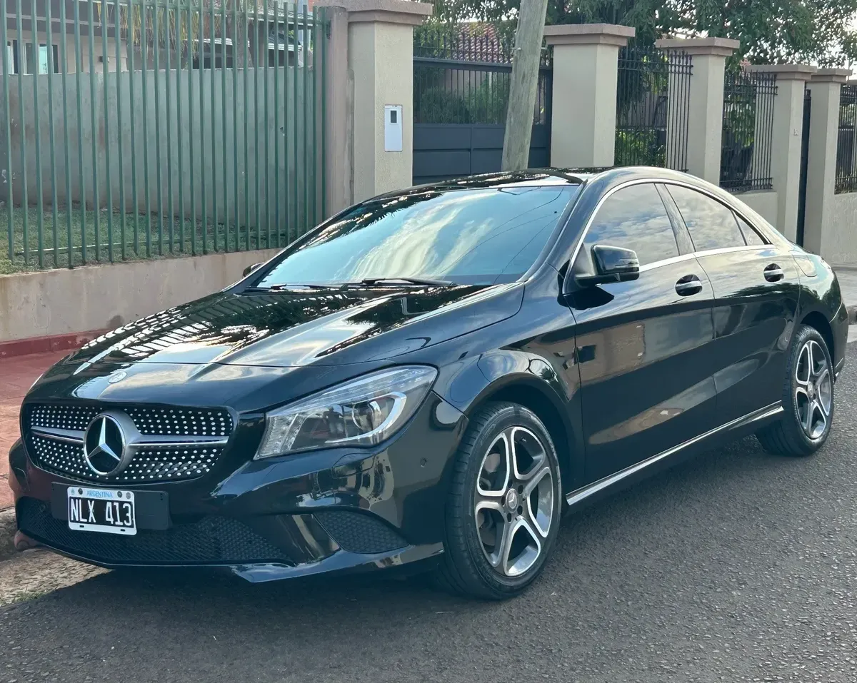 Mercedes-Benz CLA Class 1.6 CLA200 Coupe Urban 156 hp Manual Transmission