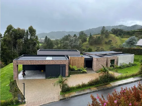 Casa En Envigado, Alto De Las Palmas
