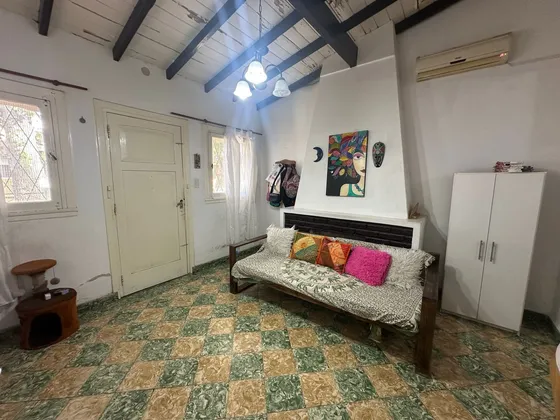 Casa En Venta A Reciclar 4 Ambientes Con Local