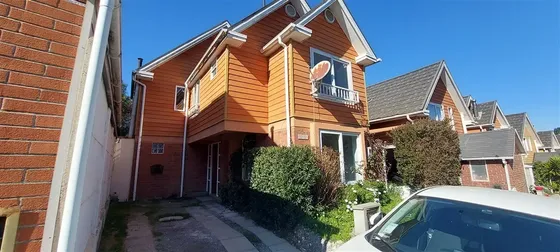 Casa En Arriendo De 3 Dorm. En Valparaíso