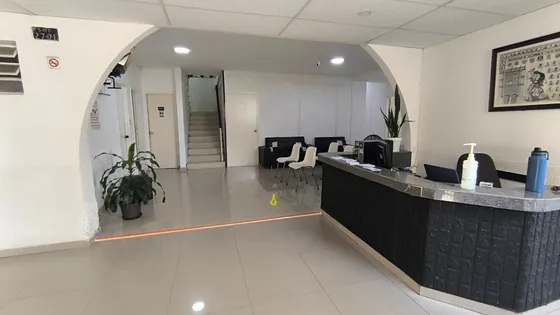 Alquiler / Consultorios Medicos / Quinta California Norte/ 10 M2 Aprox Cada Uno/ $250 Compartido $150