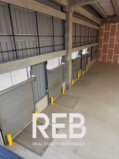 Arriendo Bodega Con Oficina - Infraestructura Y Seguridad