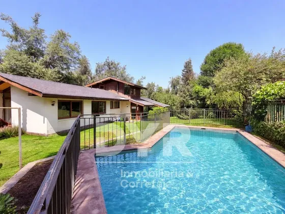 Casa En Venta En El Huinganal La Dehesa