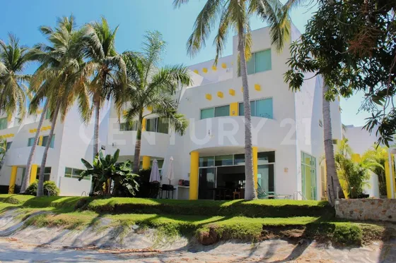 Villa Xcaret En Venta En Playa Diamante, Acapulco