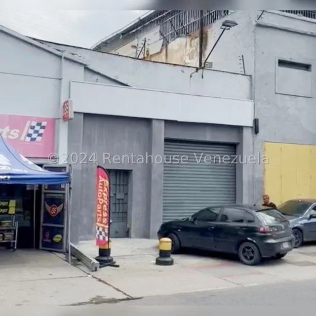 Galpón A Pie De Calle Estrenar En Alquiler Los Rosales I