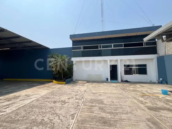 Bodega En Renta En Periférico Carlos Pellicer Cámara, Villahermosa Tabasco