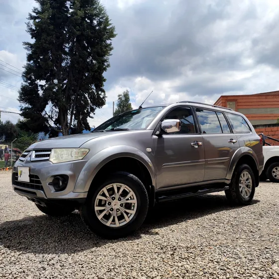Mitsubishi Nativa 3.5l