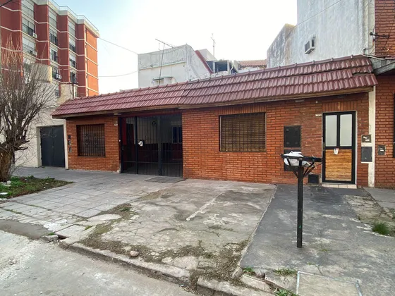 Ph En  Venta De 4 Ambienes Con Cochera