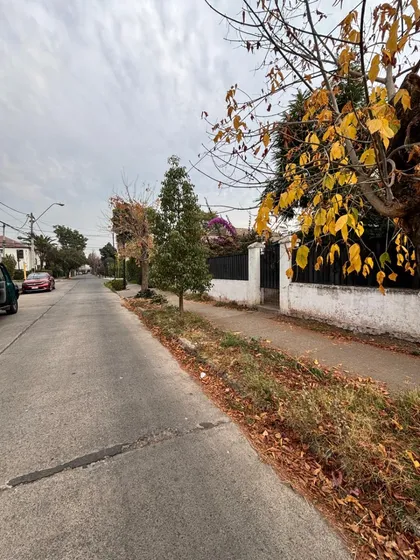 Casa En Ñuñoa, Gran Terreno Para Construcción 