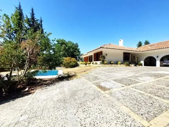 Casa En Venta En Vitacura