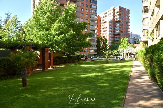 Depto. En Venta 3 Dorm. / Montealegre / Metro Colon / 2 Est.