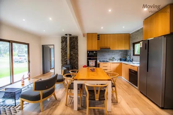 Casa En Venta Con Acceso Al Lago En Punta Larga, Frutillar