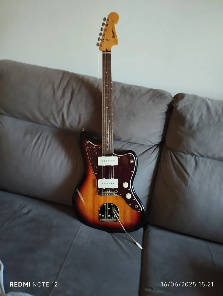 Guitarra elétrica Squier by Fender Classic Vibe '60s Jazzmaster de