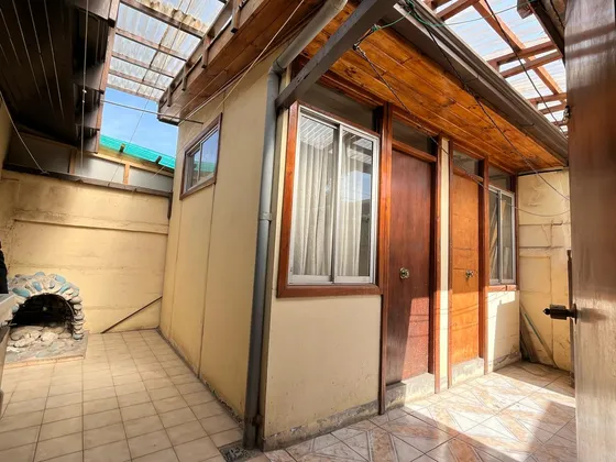 Casa Familiar Con Patio, Bodega, Los Paltos Quillota