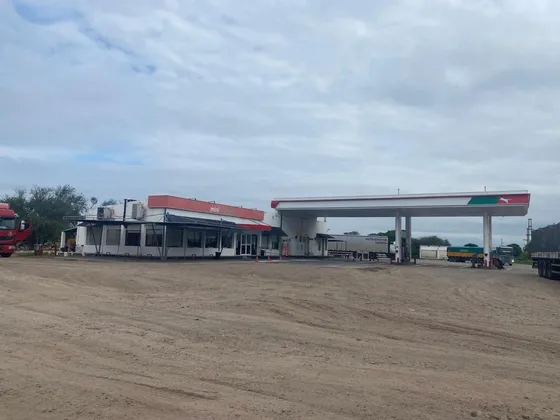 Venta De Estación De Servicio Y Hotel, Pozo Hondo