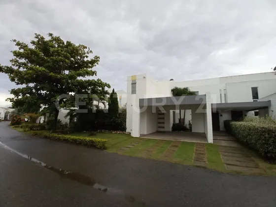 Casa En Venta  Conjunto Residencial Portales Del Castillo En Jamundi