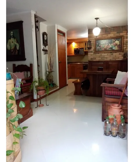 Casa De 3 Niveles En Venta Sector La Mota