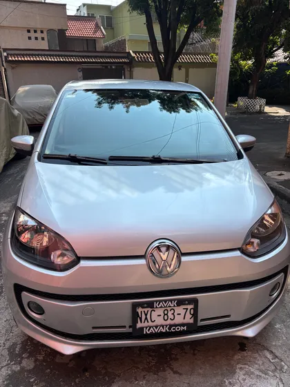 Volkswagen Up! 1.0 High Up Mt