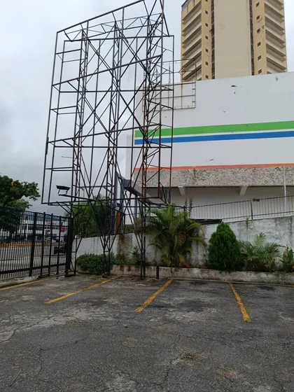 Johana Lazaro Alquila Terreno Con 2 Locales, Valencia Estado Carabobo  2063.50 Mts2    **solo Clientes**