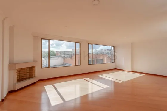 Apartamento En Venta En San Patricio-usaquén. Cod V5657